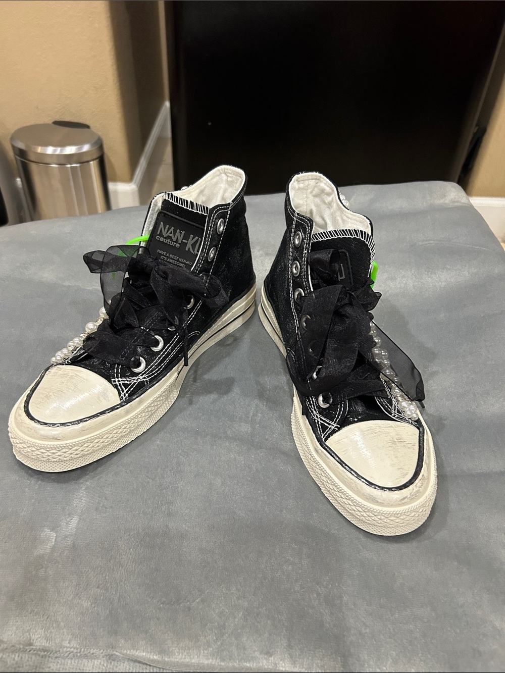 Nan-Ku Black High-Top Women's Sneakers with Cream Sole